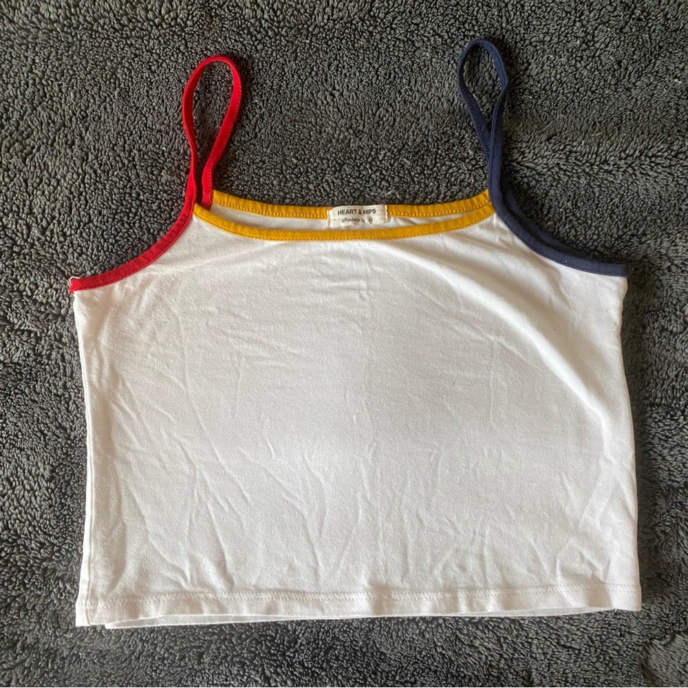 Size S White Crop Tank Top